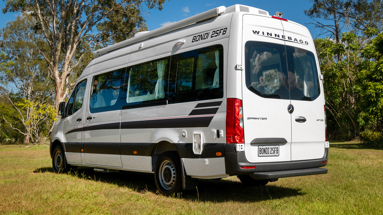 WINNEBAGO BONDI 2S (Fixed Bed)